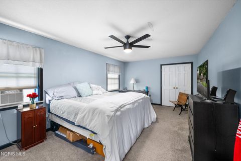 Tiny photo for 5002 Black Road, Monclova, OH 43542 (MLS # 10004990)