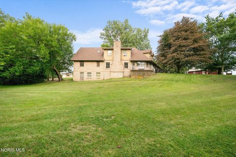 Tiny photo for 5002 Black Road, Monclova, OH 43542 (MLS # 10004990)