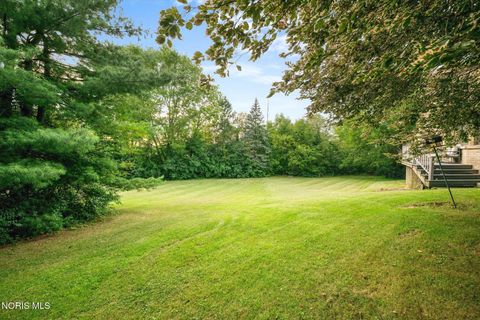 Tiny photo for 5002 Black Road, Monclova, OH 43542 (MLS # 10004990)