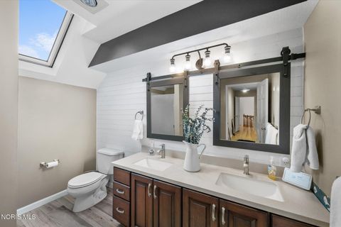 Tiny photo for 5002 Black Road, Monclova, OH 43542 (MLS # 10004990)