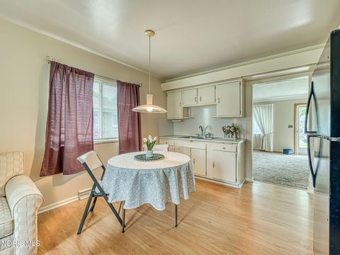 Tiny photo for 3412 Birchdale Drive, Toledo, OH 43623 (MLS # 10008037)