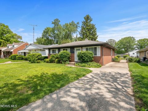 Tiny photo for 3412 Birchdale Drive, Toledo, OH 43623 (MLS # 10008037)