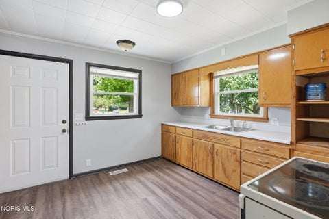 Tiny photo for 135 Stanley Avenue, Findlay, OH 45840 (MLS # 10009394)
