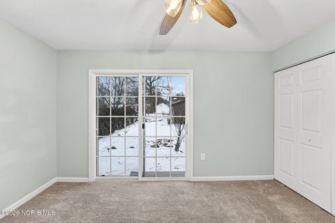 Tiny photo for 429 S Maple Street, Bowling Green, OH 43402 (MLS # 10003527)