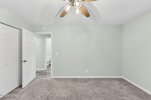 Tiny photo for 429 S Maple Street, Bowling Green, OH 43402 (MLS # 10003527)