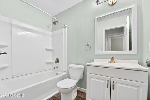 Tiny photo for 429 S Maple Street, Bowling Green, OH 43402 (MLS # 10003527)