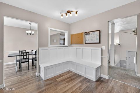 Tiny photo for 1005 Farmington Road, Maumee, OH 43537 (MLS # 10006322)