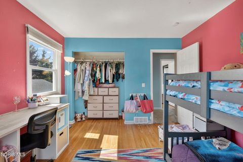 Tiny photo for 1005 Farmington Road, Maumee, OH 43537 (MLS # 10006322)