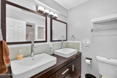 Tiny photo for 1005 Farmington Road, Maumee, OH 43537 (MLS # 10006322)