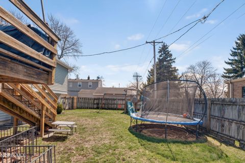 Tiny photo for 1005 Farmington Road, Maumee, OH 43537 (MLS # 10006322)