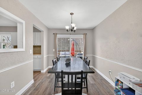 Tiny photo for 1005 Farmington Road, Maumee, OH 43537 (MLS # 10006322)