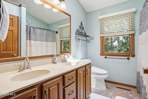 Tiny photo for 731 Red Fox Road, Findlay, OH 45840 (MLS # 10010122)