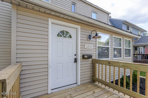 Tiny photo for 3251 Northwood Avenue, Toledo, OH 43606 (MLS # 10014408)