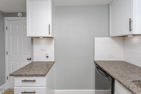 Tiny photo for 3251 Northwood Avenue, Toledo, OH 43606 (MLS # 10014408)