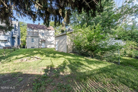 Tiny photo for 3251 Northwood Avenue, Toledo, OH 43606 (MLS # 10014408)