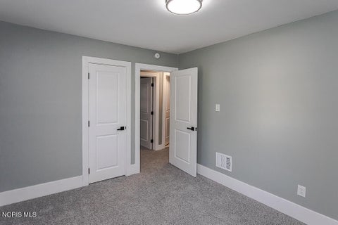 Tiny photo for 3251 Northwood Avenue, Toledo, OH 43606 (MLS # 10014408)