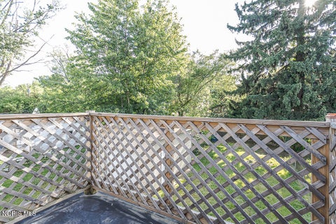 Tiny photo for 3251 Northwood Avenue, Toledo, OH 43606 (MLS # 10014408)