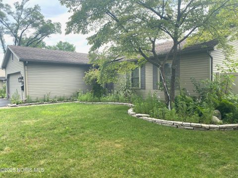 Tiny photo for 5415 Fenwick Drive, Toledo, OH 43623 (MLS # 10002035)