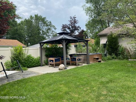 Tiny photo for 5415 Fenwick Drive, Toledo, OH 43623 (MLS # 10002035)