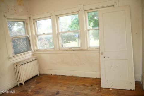 Tiny photo for 345 Melrose Avenue, Toledo, OH 43610 (MLS # 10010000)