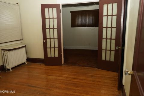 Tiny photo for 345 Melrose Avenue, Toledo, OH 43610 (MLS # 10010000)