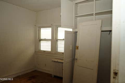 Tiny photo for 345 Melrose Avenue, Toledo, OH 43610 (MLS # 10010000)