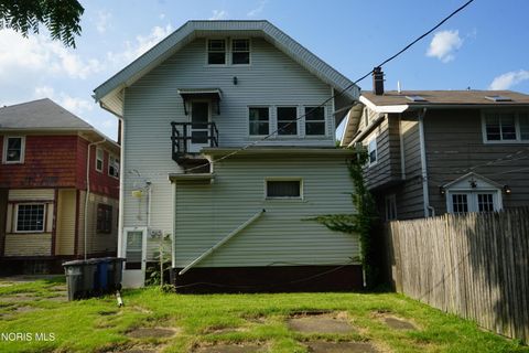 Tiny photo for 345 Melrose Avenue, Toledo, OH 43610 (MLS # 10010000)