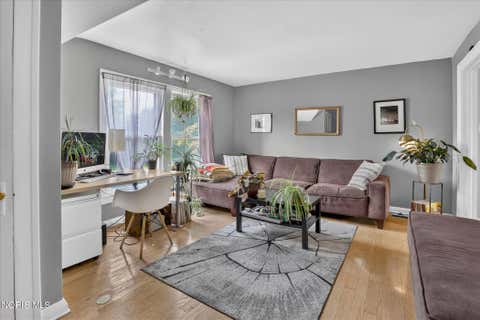 Tiny photo for 2222 Parkwood Avenue, Toledo, OH 43620 (MLS # 10010065)