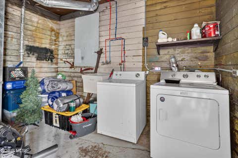 Tiny photo for 2222 Parkwood Avenue, Toledo, OH 43620 (MLS # 10010065)