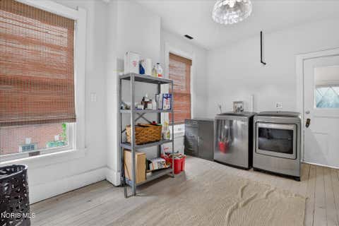 Tiny photo for 2222 Parkwood Avenue, Toledo, OH 43620 (MLS # 10010065)