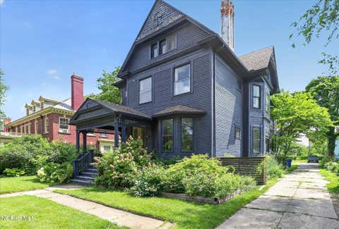 Tiny photo for 2222 Parkwood Avenue, Toledo, OH 43620 (MLS # 10010065)