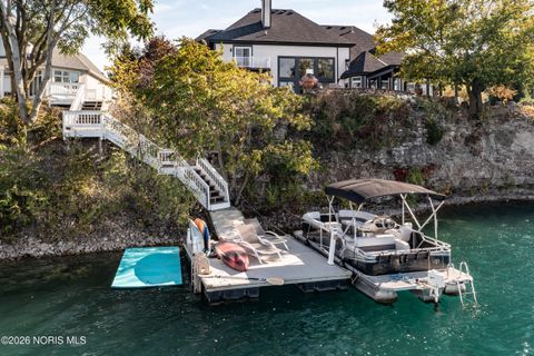 Tiny photo for 3026 Quarry Road, Maumee, OH 43537 (MLS # 10003348)