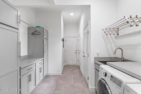 Tiny photo for 3026 Quarry Road, Maumee, OH 43537 (MLS # 10003348)