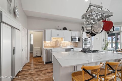 Tiny photo for 3026 Quarry Road, Maumee, OH 43537 (MLS # 10003348)