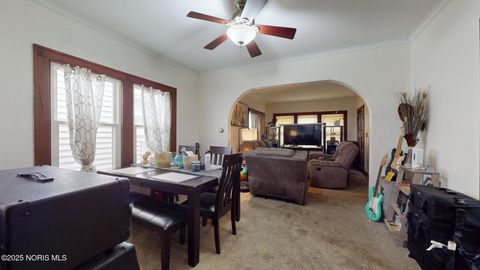 Tiny photo for 331 Heffner Street, Toledo, OH 43605 (MLS # 10000423)