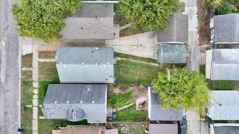 Tiny photo for 331 Heffner Street, Toledo, OH 43605 (MLS # 10000423)