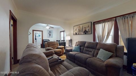 Tiny photo for 331 Heffner Street, Toledo, OH 43605 (MLS # 10000423)