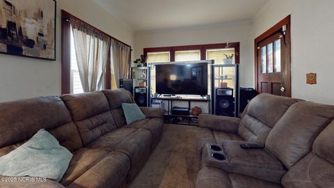 Tiny photo for 331 Heffner Street, Toledo, OH 43605 (MLS # 10000423)