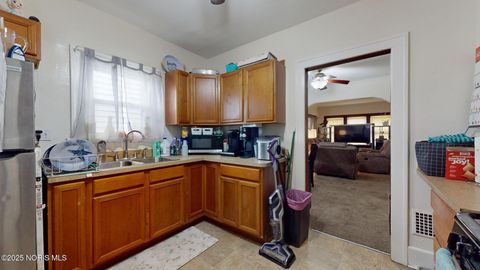 Tiny photo for 331 Heffner Street, Toledo, OH 43605 (MLS # 10000423)