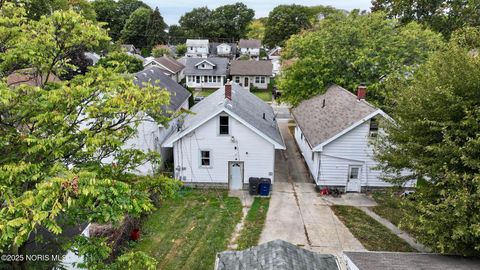 Tiny photo for 331 Heffner Street, Toledo, OH 43605 (MLS # 10000423)