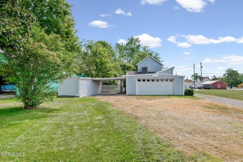 Tiny photo for 518 Lawn Avenue, Findlay, OH 45840 (MLS # 10013894)