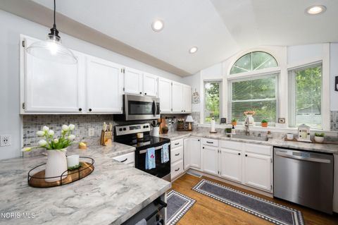 Tiny photo for 2190 Hawthorne Drive, Defiance, OH 43512 (MLS # 10008252)