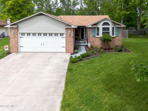 Photo of 2190 Hawthorne Drive, Defiance, OH 43512 (MLS # 10008252)