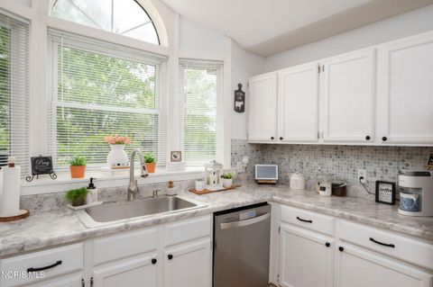 Tiny photo for 2190 Hawthorne Drive, Defiance, OH 43512 (MLS # 10008252)