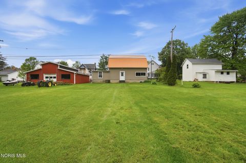 Tiny photo for 303 W Front Street, Pemberville, OH 43450 (MLS # 10007252)