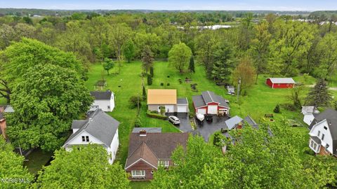 Tiny photo for 303 W Front Street, Pemberville, OH 43450 (MLS # 10007252)