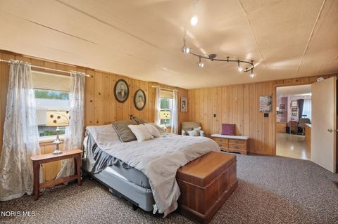 Tiny photo for 303 W Front Street, Pemberville, OH 43450 (MLS # 10007252)