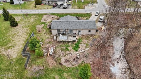 Tiny photo for 28899 Hille Drive, Millbury, OH 43447 (MLS # 10005612)