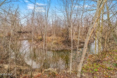 Tiny photo for 28899 Hille Drive, Millbury, OH 43447 (MLS # 10005612)