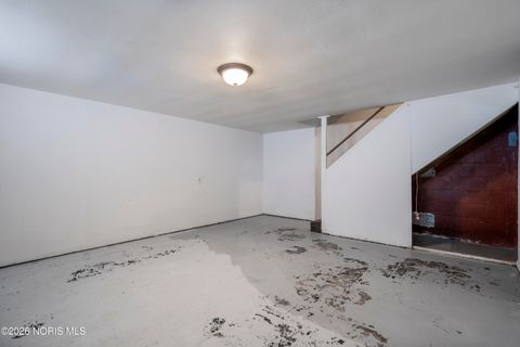 Tiny photo for 1649 Crestwood Road, Toledo, OH 43612 (MLS # 10003993)